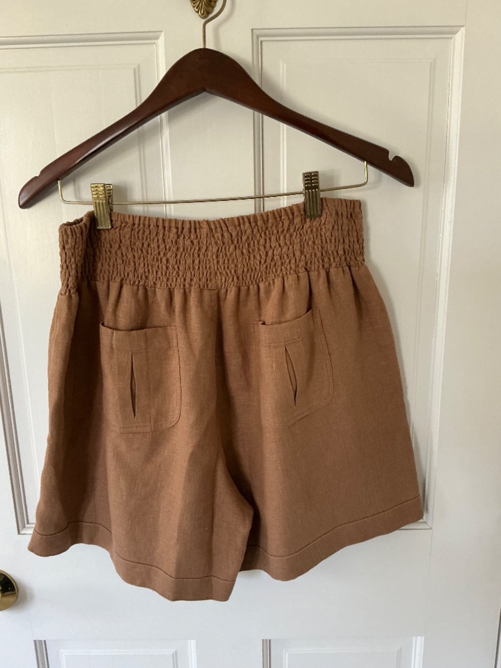 Terra. Cotta ladies linen shorts - Picture 2 of 2